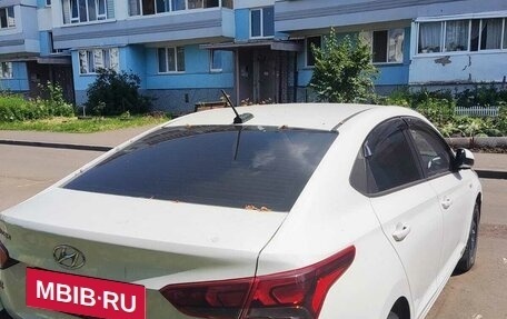 Hyundai Solaris II рестайлинг, 2019 год, 1 300 000 рублей, 4 фотография