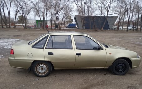 Daewoo Nexia I рестайлинг, 2008 год, 190 000 рублей, 3 фотография