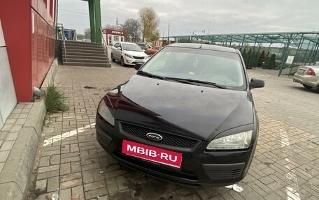 Ford Focus II рестайлинг, 2005 год, 550 000 рублей, 1 фотография