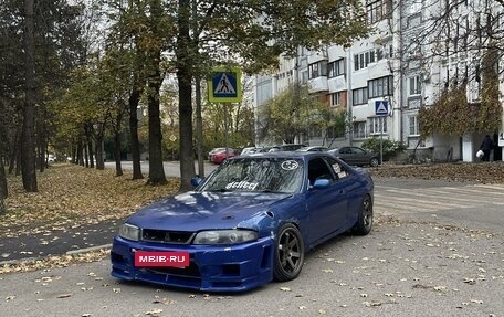 Nissan Skyline, 1994 год, 590 000 рублей, 3 фотография