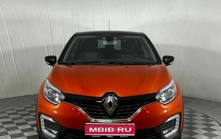 Renault Kaptur I рестайлинг, 2018 год, 1 570 000 рублей, 2 фотография