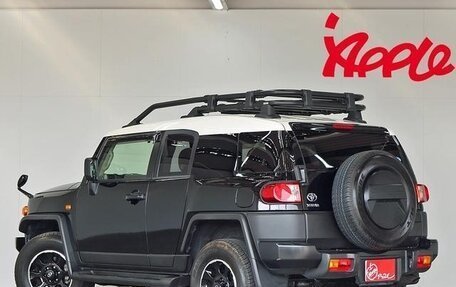 Toyota FJ Cruiser, 2018 год, 3 800 000 рублей, 3 фотография