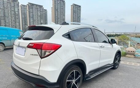 Honda Vezel, 2021 год, 1 735 000 рублей, 6 фотография