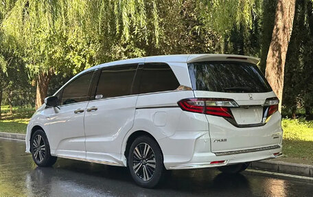 Honda Odyssey IV, 2020 год, 2 850 000 рублей, 2 фотография