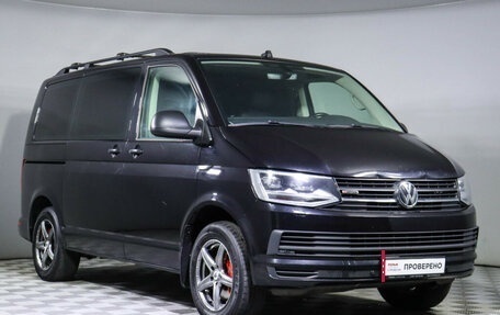 Volkswagen Multivan T6 рестайлинг, 2018 год, 4 598 000 рублей, 3 фотография