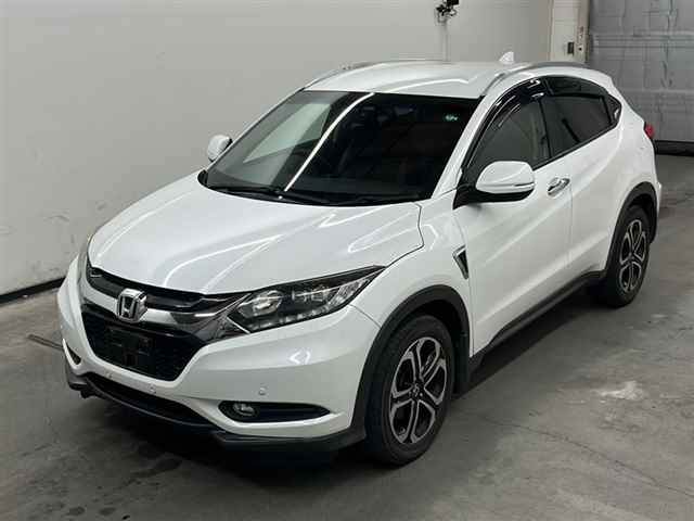 Honda Vezel, 2015 год, 1 580 000 рублей, 2 фотография