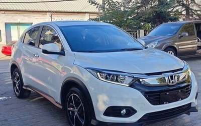 Honda Vezel, 2021 год, 1 800 000 рублей, 1 фотография