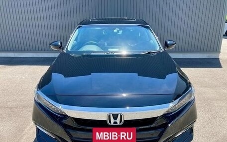 Honda Accord IX рестайлинг, 2017 год, 1 630 000 рублей, 2 фотография