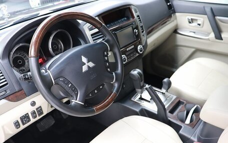 Mitsubishi Pajero IV, 2020 год, 4 480 000 рублей, 11 фотография