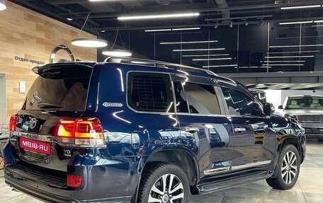 Toyota Land Cruiser 200, 2018 год, 7 800 000 рублей, 8 фотография