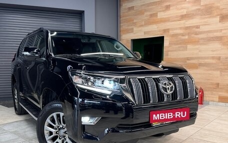 Toyota Land Cruiser Prado 150 рестайлинг 2, 2018 год, 6 200 000 рублей, 4 фотография