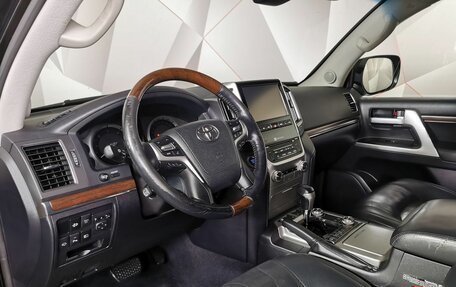 Toyota Land Cruiser 200, 2015 год, 4 999 000 рублей, 14 фотография