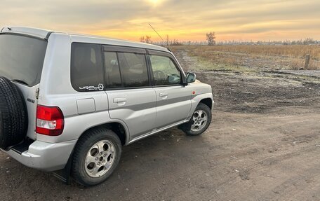 Mitsubishi Pajero iO, 2001 год, 550 000 рублей, 2 фотография