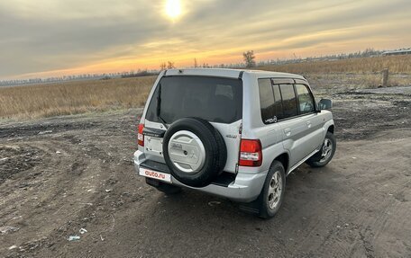 Mitsubishi Pajero iO, 2001 год, 550 000 рублей, 3 фотография