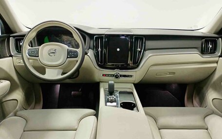 Volvo XC60 II, 2024 год, 9 990 000 рублей, 9 фотография