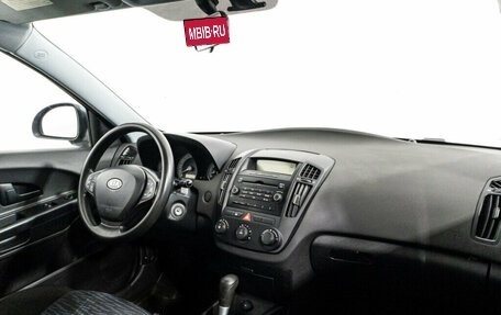 KIA cee'd I рестайлинг, 2008 год, 679 000 рублей, 9 фотография