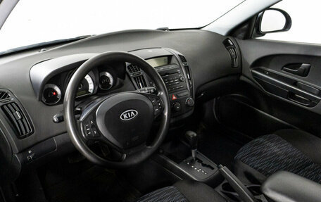 KIA cee'd I рестайлинг, 2008 год, 679 000 рублей, 11 фотография