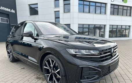 Volkswagen Touareg III, 2024 год, 8 926 000 рублей, 1 фотография