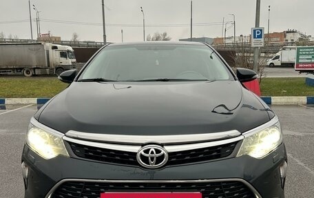 Toyota Camry, 2017 год, 2 200 000 рублей, 7 фотография