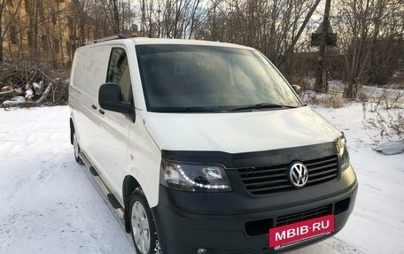 Volkswagen Transporter T5 рестайлинг, 2008 год, 1 500 000 рублей, 2 фотография