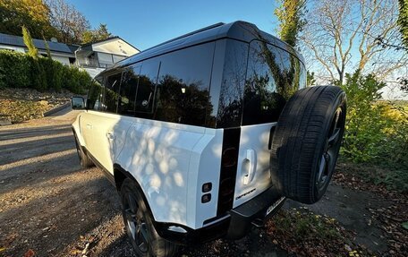 Land Rover Defender II, 2022 год, 8 900 000 рублей, 5 фотография