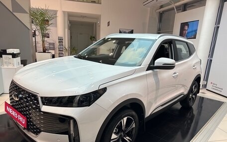 Chery Tiggo 4 I рестайлинг, 2024 год, 2 330 000 рублей, 3 фотография