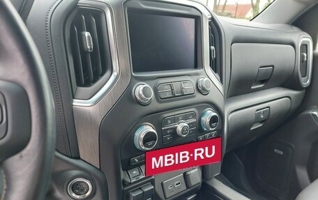 GMC Sierra, 2021 год, 6 695 000 рублей, 9 фотография