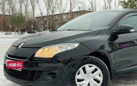 Renault Megane III, 2013 год, 790 000 рублей, 2 фотография