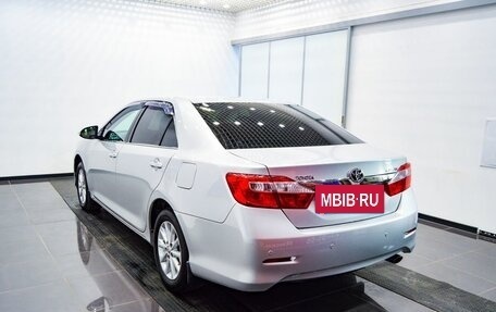 Toyota Camry, 2012 год, 1 598 000 рублей, 4 фотография