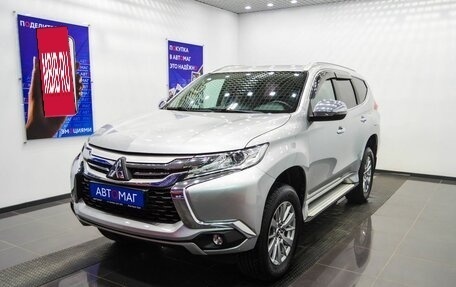 Mitsubishi Pajero Sport III рестайлинг, 2017 год, 2 823 000 рублей, 2 фотография