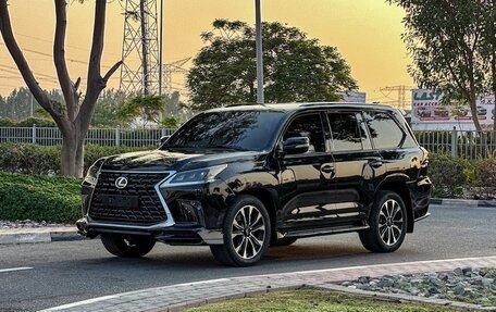 Lexus LX III, 2019 год, 12 400 000 рублей, 3 фотография