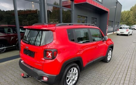 Jeep Renegade I рестайлинг, 2022 год, 3 180 000 рублей, 5 фотография