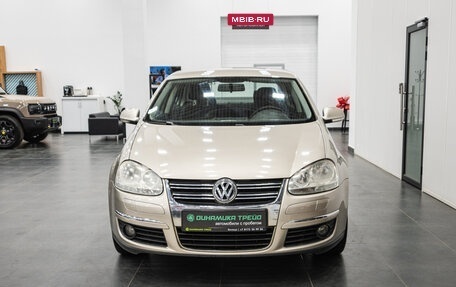 Volkswagen Jetta VI, 2008 год, 650 000 рублей, 2 фотография