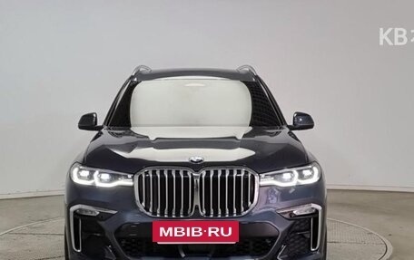 BMW X7, 2022 год, 10 000 000 рублей, 2 фотография