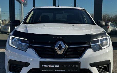 Renault Logan II, 2018 год, 1 199 000 рублей, 4 фотография