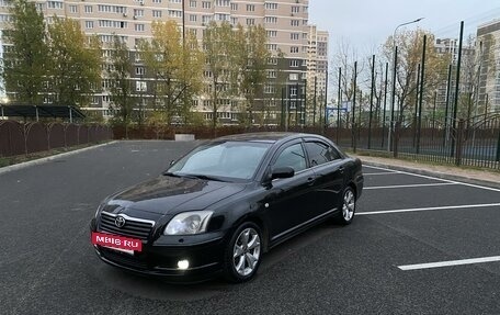 Toyota Avensis III рестайлинг, 2005 год, 835 000 рублей, 3 фотография