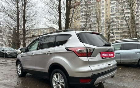 Ford Escape III, 2018 год, 1 570 000 рублей, 3 фотография