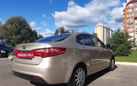 KIA Rio III рестайлинг, 2013 год, 940 000 рублей, 3 фотография