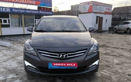 Hyundai Solaris II рестайлинг, 2015 год, 1 320 000 рублей, 2 фотография