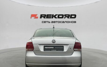 Volkswagen Polo VI (EU Market), 2011 год, 740 000 рублей, 5 фотография