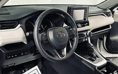 Toyota RAV4, 2021 год, 4 896 000 рублей, 8 фотография