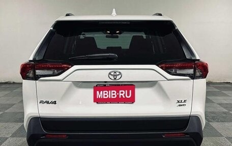 Toyota RAV4, 2021 год, 4 896 000 рублей, 5 фотография