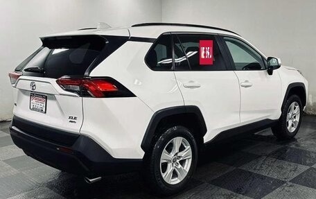 Toyota RAV4, 2021 год, 4 896 000 рублей, 6 фотография