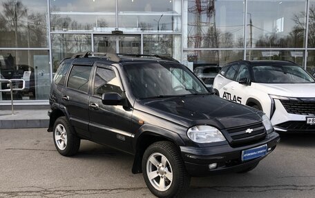 Chevrolet Niva I рестайлинг, 2007 год, 559 000 рублей, 3 фотография