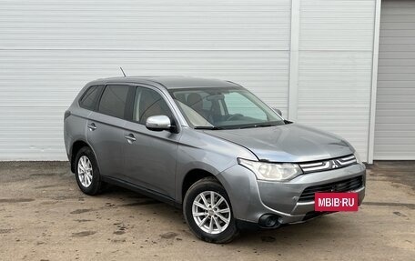 Mitsubishi Outlander III рестайлинг 3, 2012 год, 1 150 000 рублей, 3 фотография