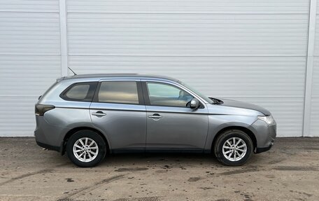 Mitsubishi Outlander III рестайлинг 3, 2012 год, 1 150 000 рублей, 4 фотография