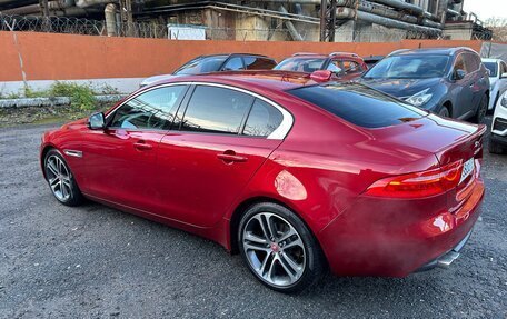 Jaguar XE I рестайлинг, 2017 год, 2 200 000 рублей, 11 фотография