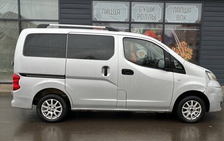 Nissan NV200, 2010 год, 1 075 000 рублей, 8 фотография