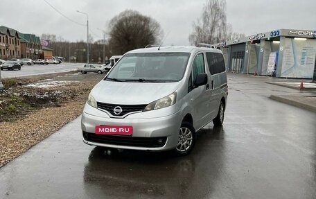 Nissan NV200, 2010 год, 1 075 000 рублей, 3 фотография