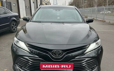 Toyota Camry, 2020 год, 3 200 000 рублей, 5 фотография